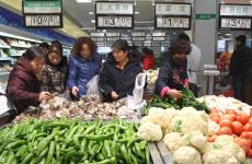 食用农产品价格持续攀升 零售端承压与市场应对